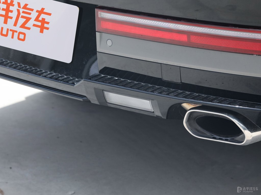 曙月黑勝達(dá)車尾外觀圖片