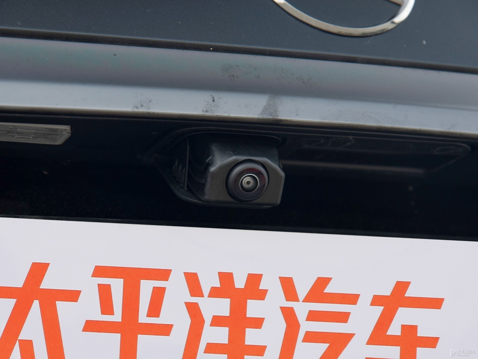 邁巴赫S級外觀高清大圖