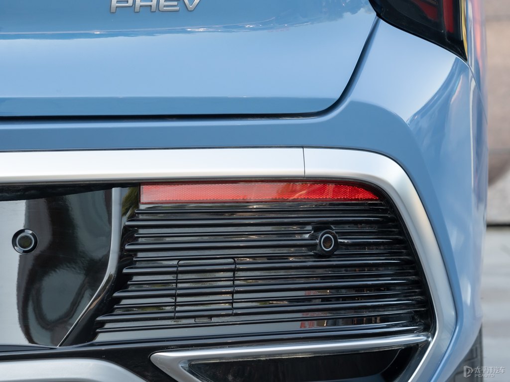 ɫ+{(ln)tHS3 PHEV܇β^DƬ