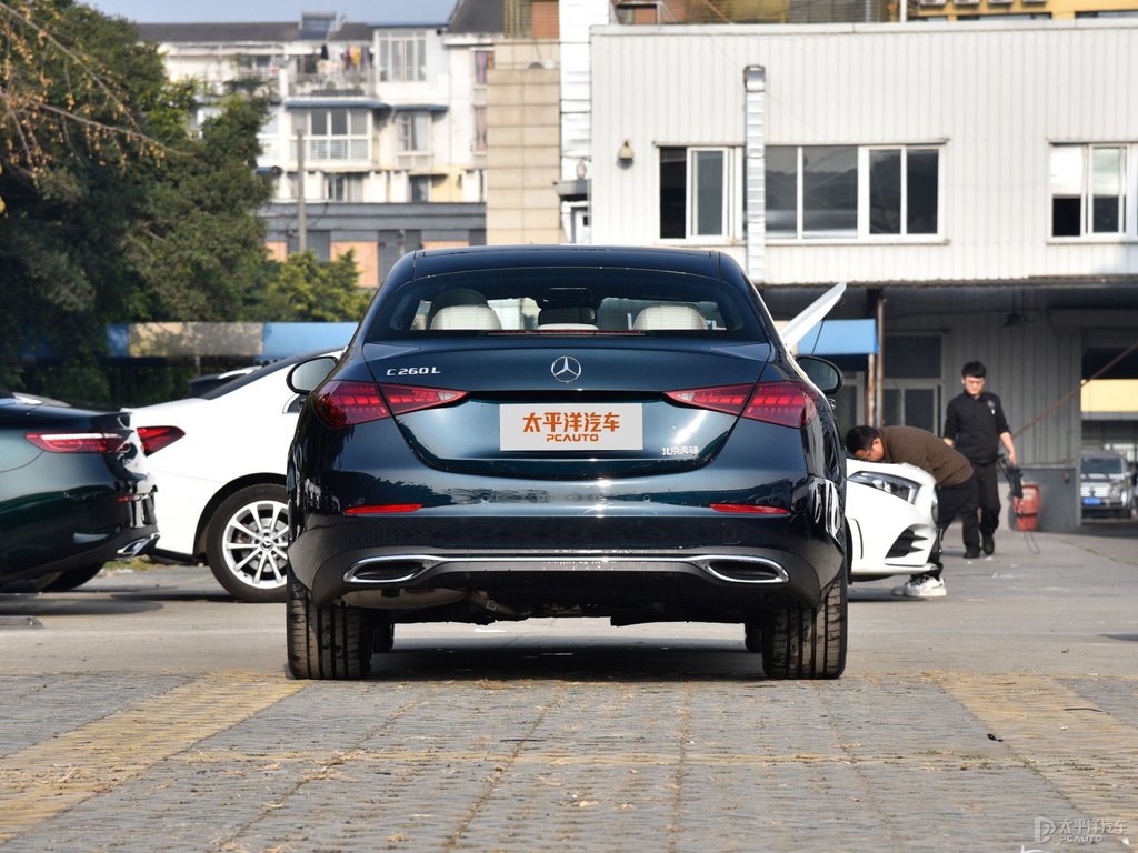 松石綠色奔馳C級(jí)整車外觀外觀圖片