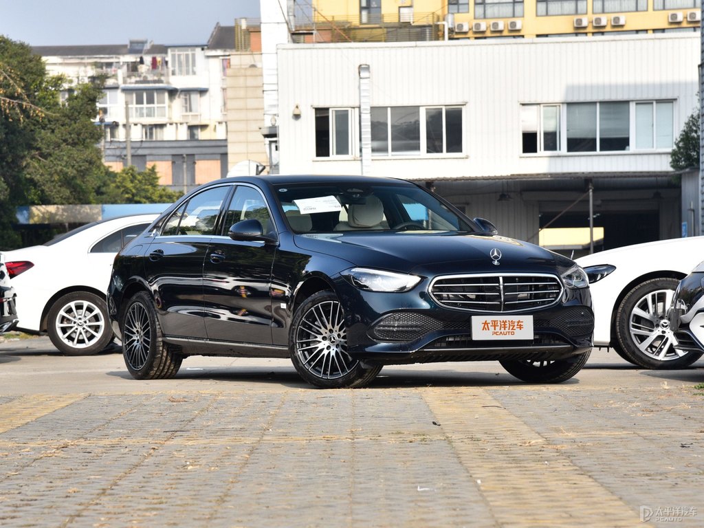 松石綠色奔馳C級整車外觀外觀圖片