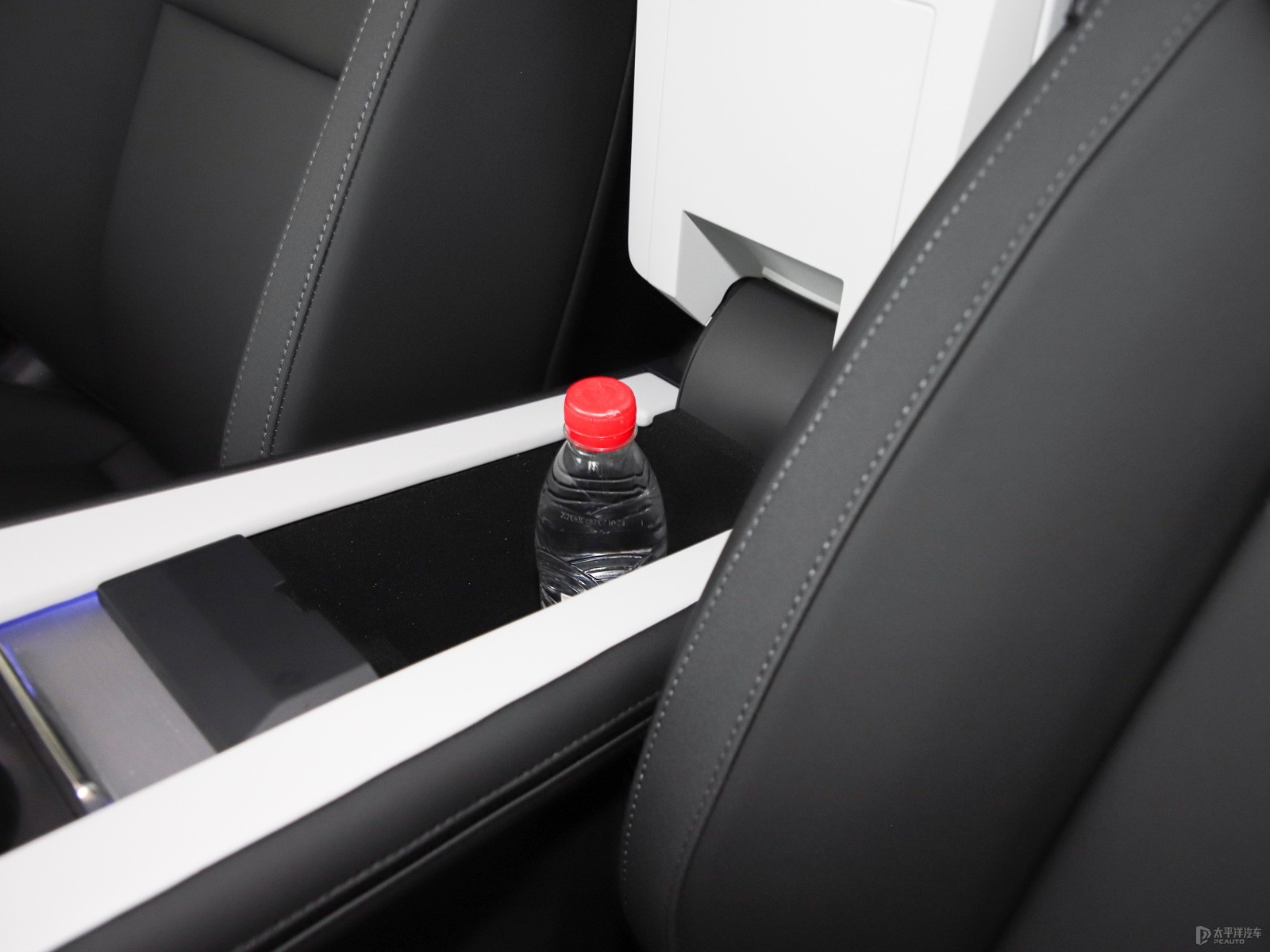 Polestar 4空間高清大圖