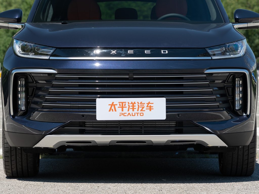 蒼穹藍(lán)星途凌云車頭外觀圖片
