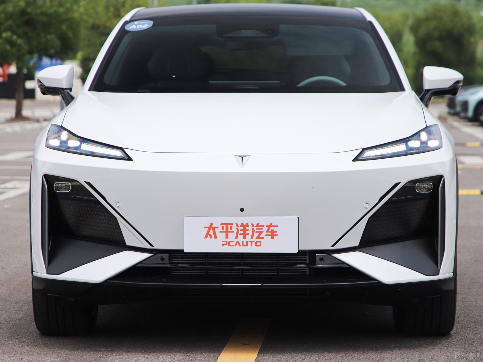 深藍(lán)S07外觀高清大圖