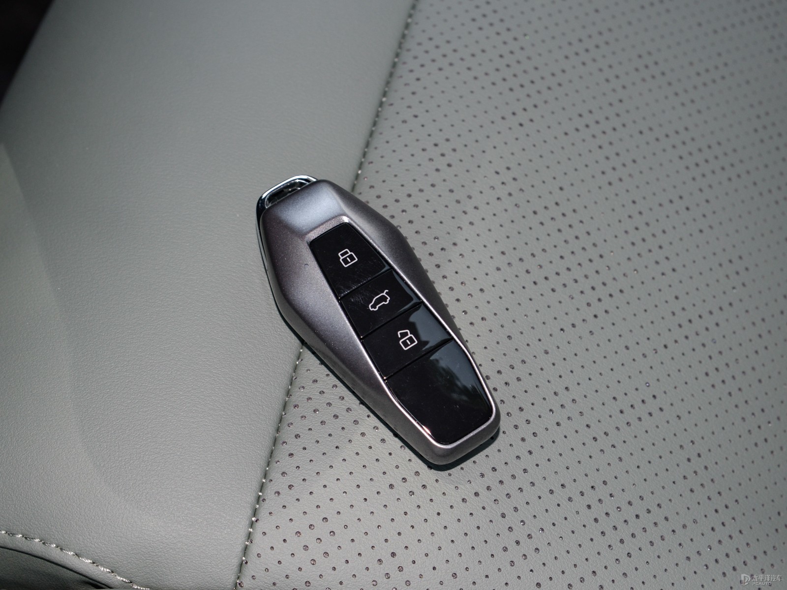 iCAR 03細(xì)節(jié)高清大圖