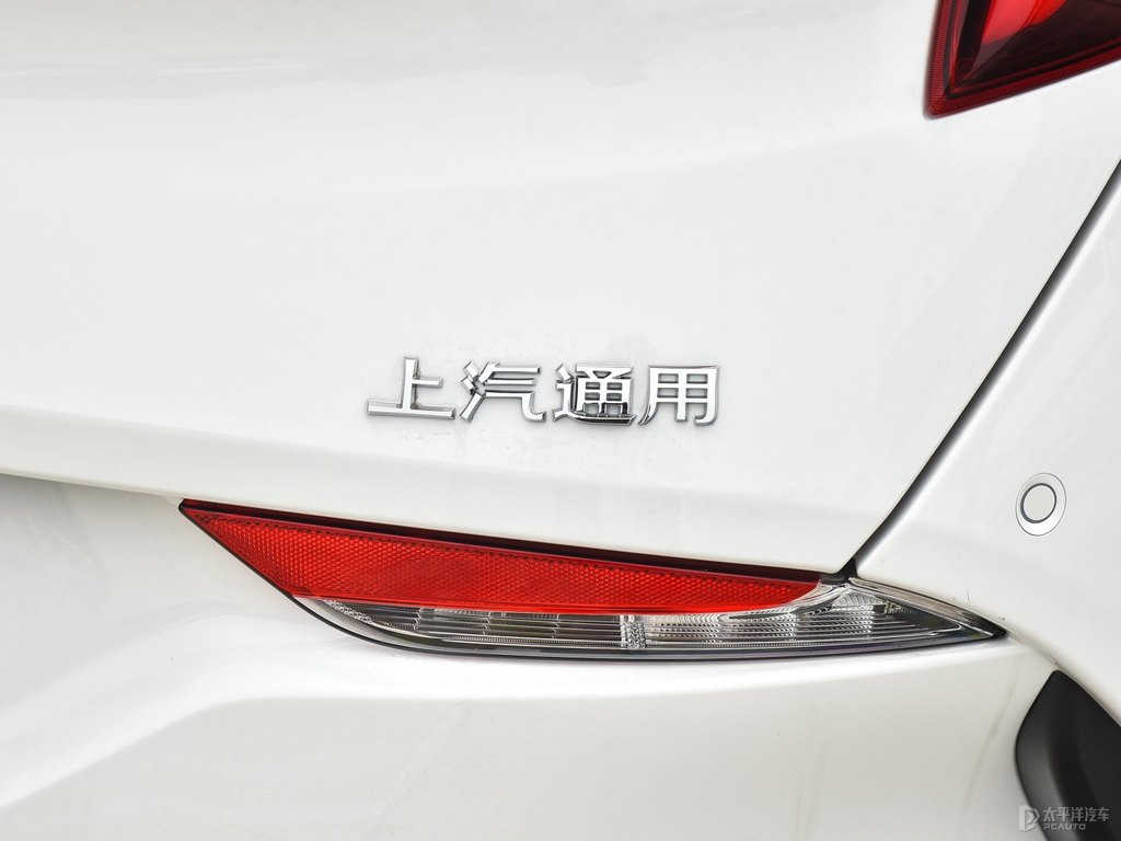 雪域白微藍(lán)6車尾外觀圖片