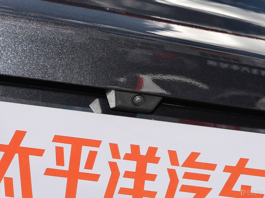 隕石灰星途凌云車尾外觀圖片