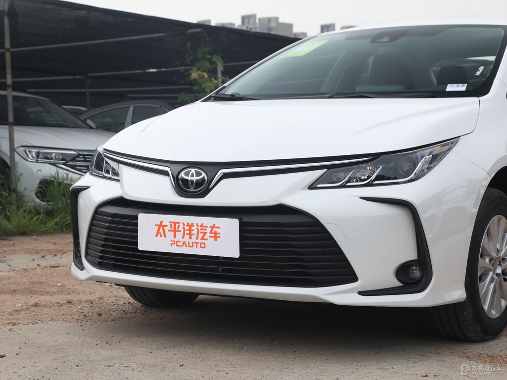 超級白色卡羅拉車頭外觀圖片