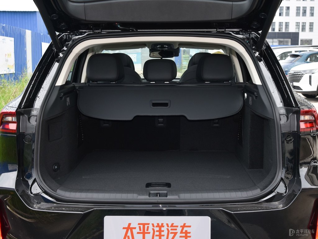 幻夜黑星途凌云后備廂空間圖片