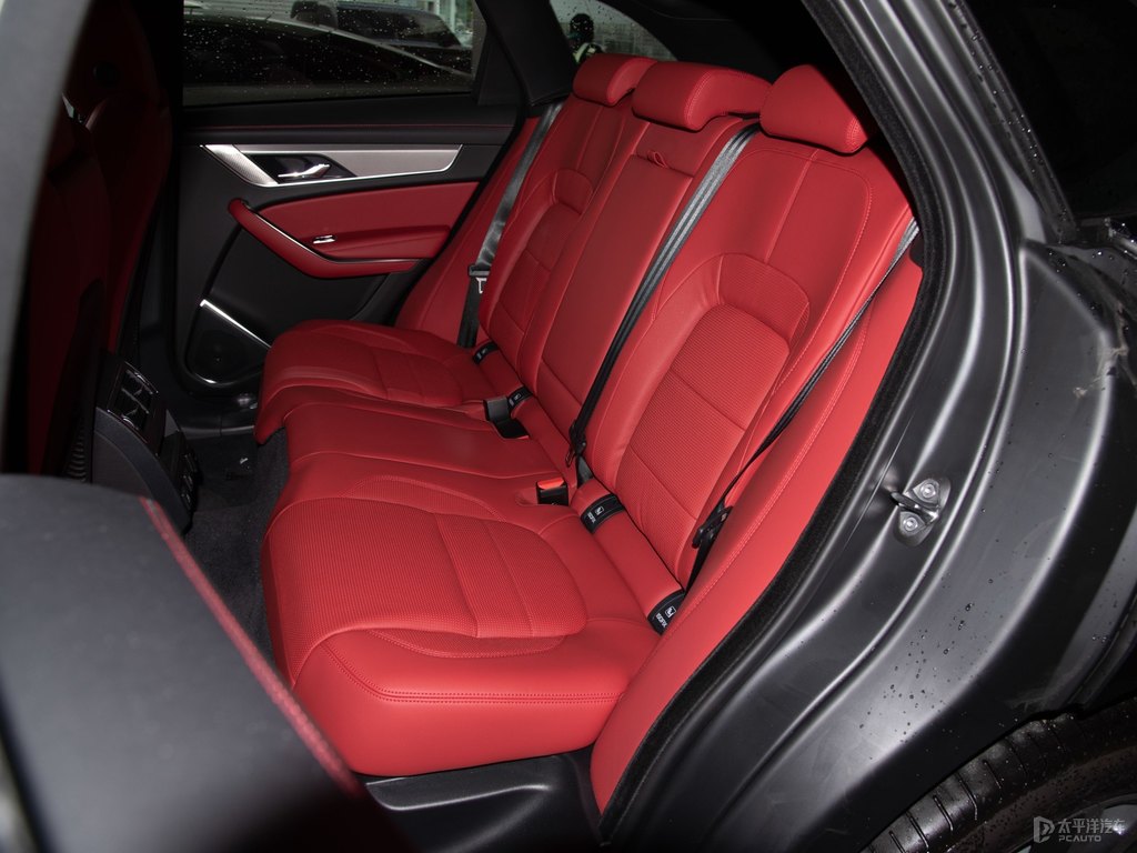 ʥڽݱF-PACE΃(ni)DƬ