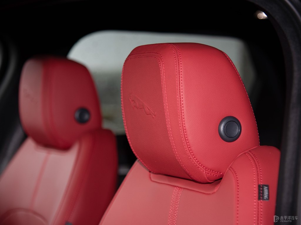 ʥڽݱF-PACE΃(ni)DƬ