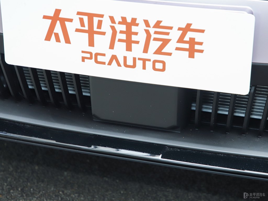 一份紫傳祺GS3車頭外觀圖片