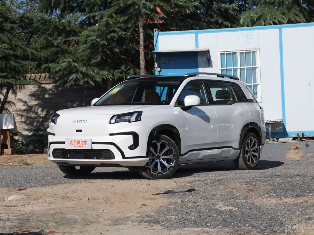 極地白AION V整車外觀外觀圖片