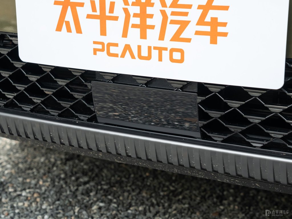 叢林綠勝達(dá)車頭外觀圖片