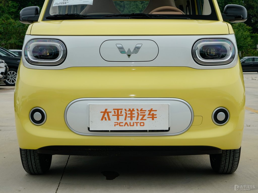 輕芒黃宏光MINIEV車頭外觀圖片