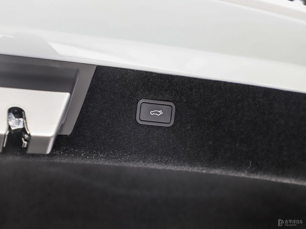 Polestar 4DƬ
