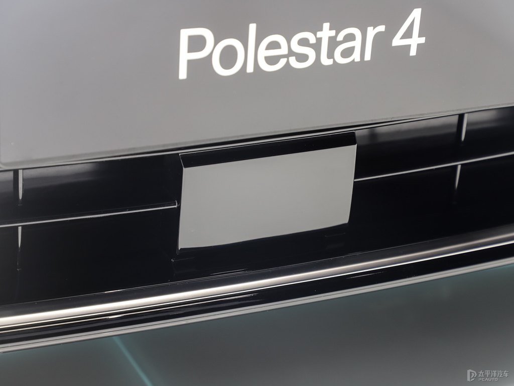 Polestar 4DƬ