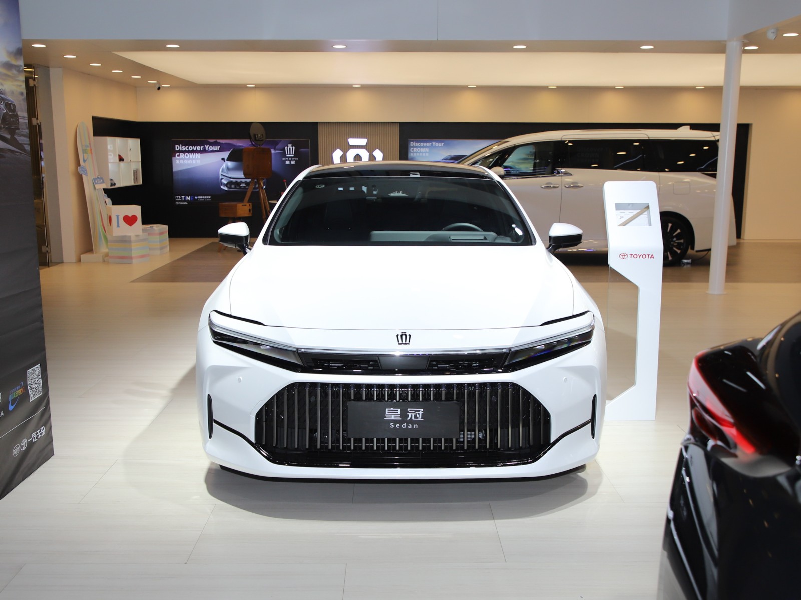皇冠車(chē)展高清大圖
