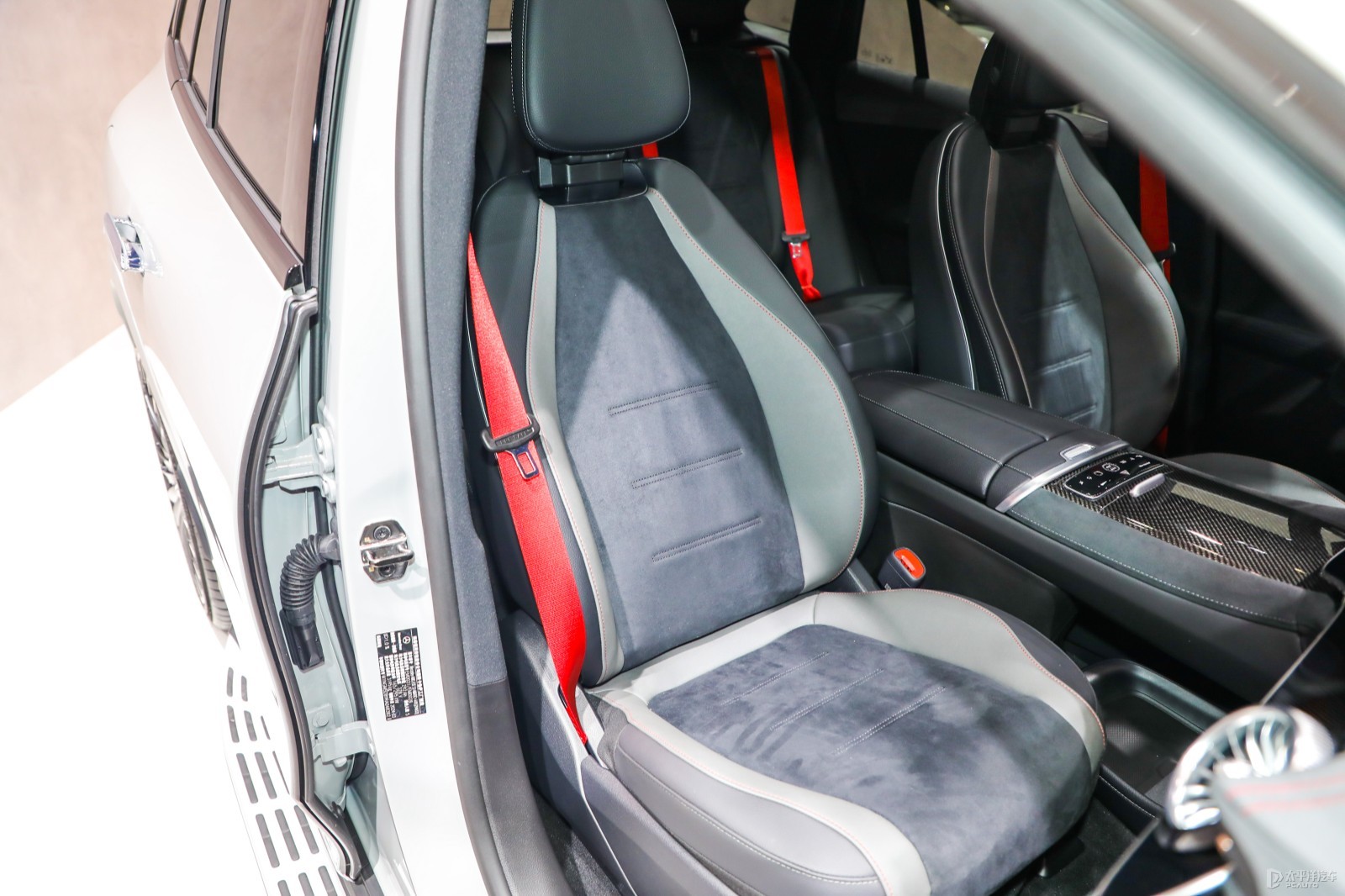 奔馳EQE SUV AMG內(nèi)飾高清大圖