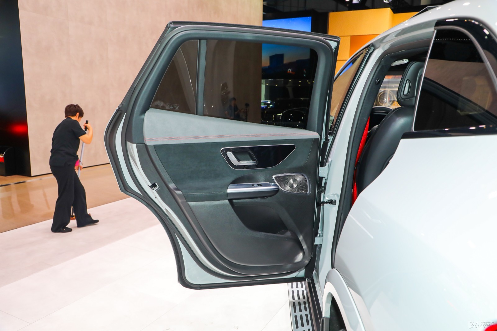 奔馳EQE SUV AMG內(nèi)飾高清大圖