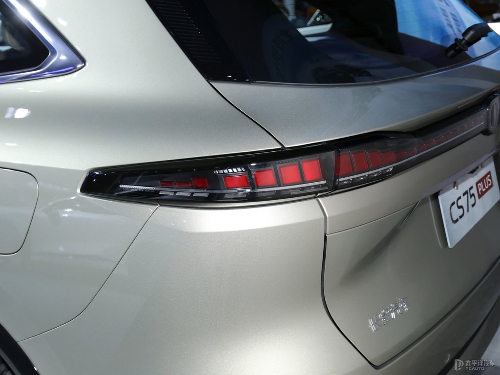 長(zhǎng)安CS75 PLUS圖片