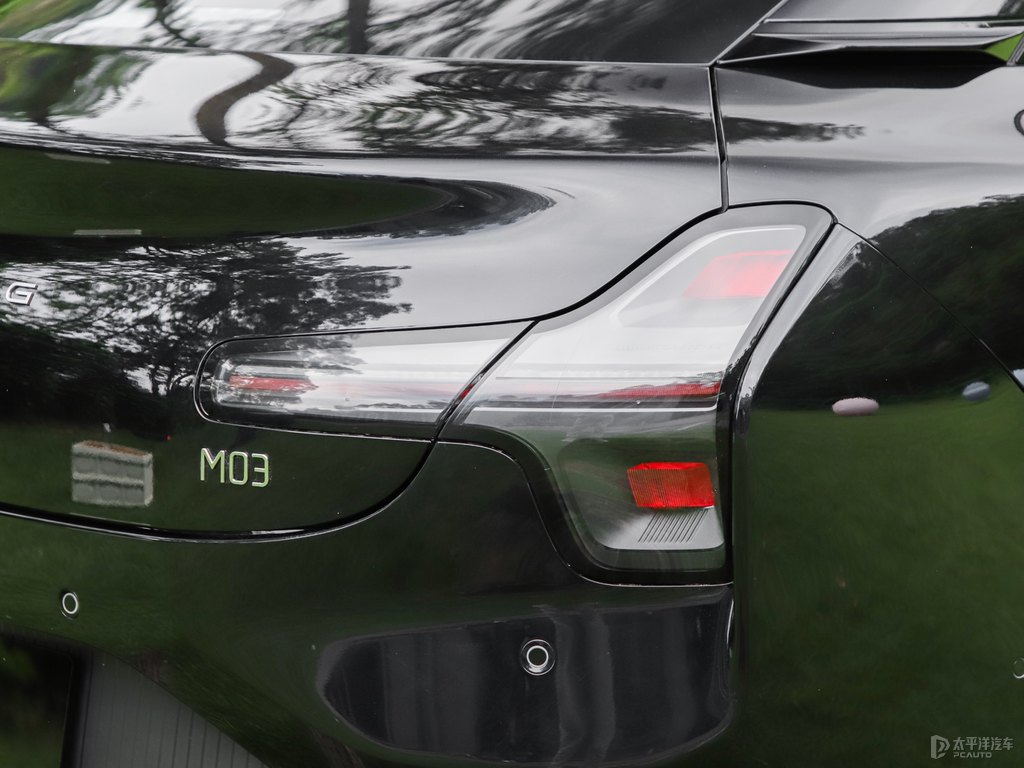 СiMONA M03DƬ