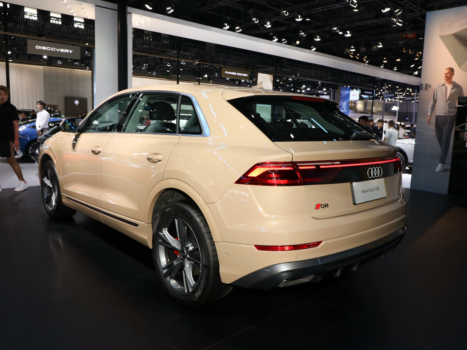 奧迪Q8車展高清大圖