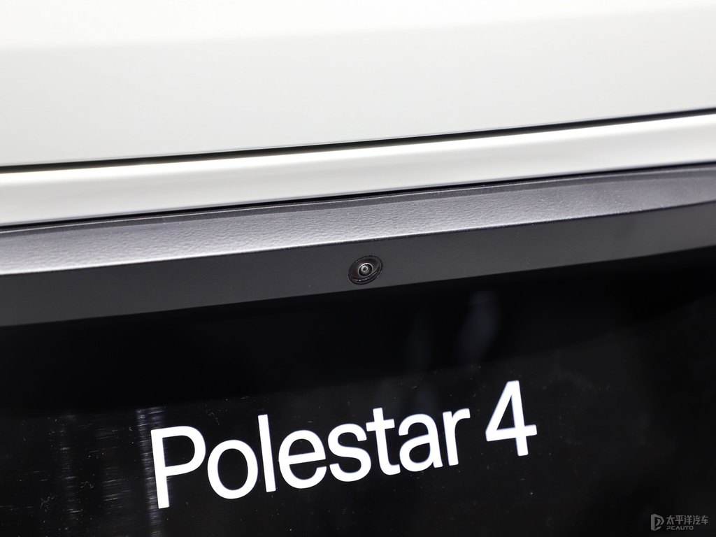 ѩPolestar 4܇β^DƬ