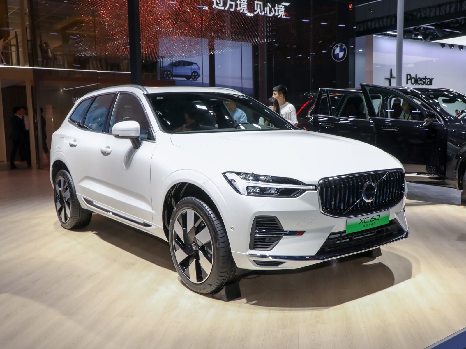 沃爾沃XC60新能源車展高清大圖