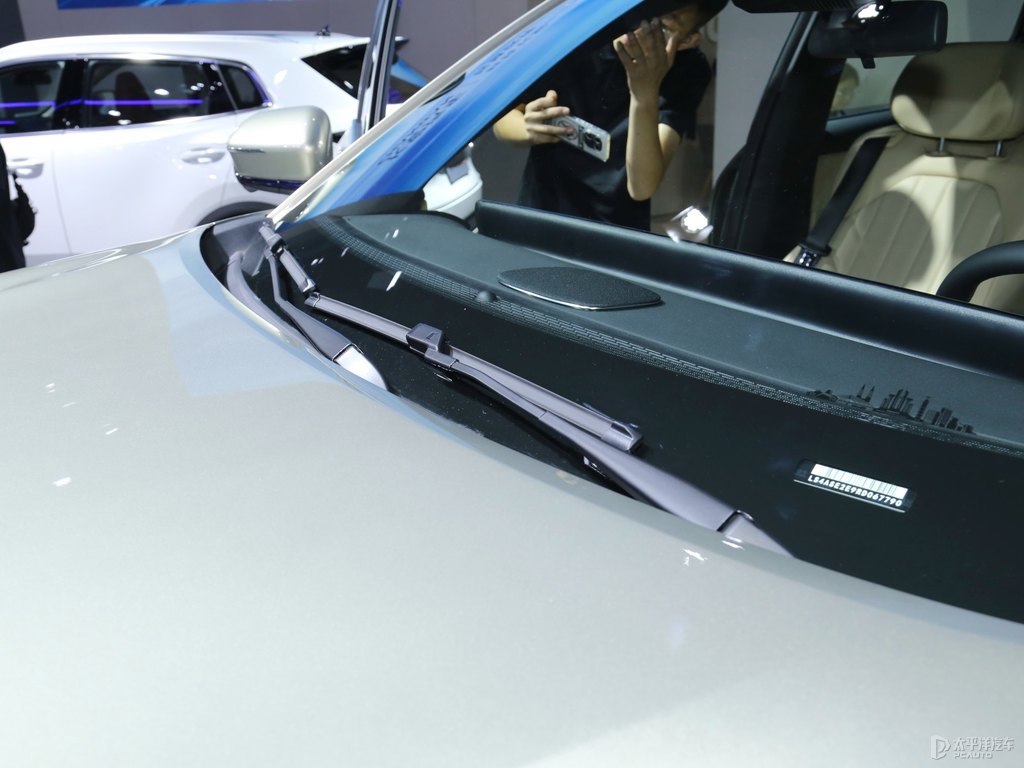 星云輝長(zhǎng)安CS75 PLUS車身外觀圖片