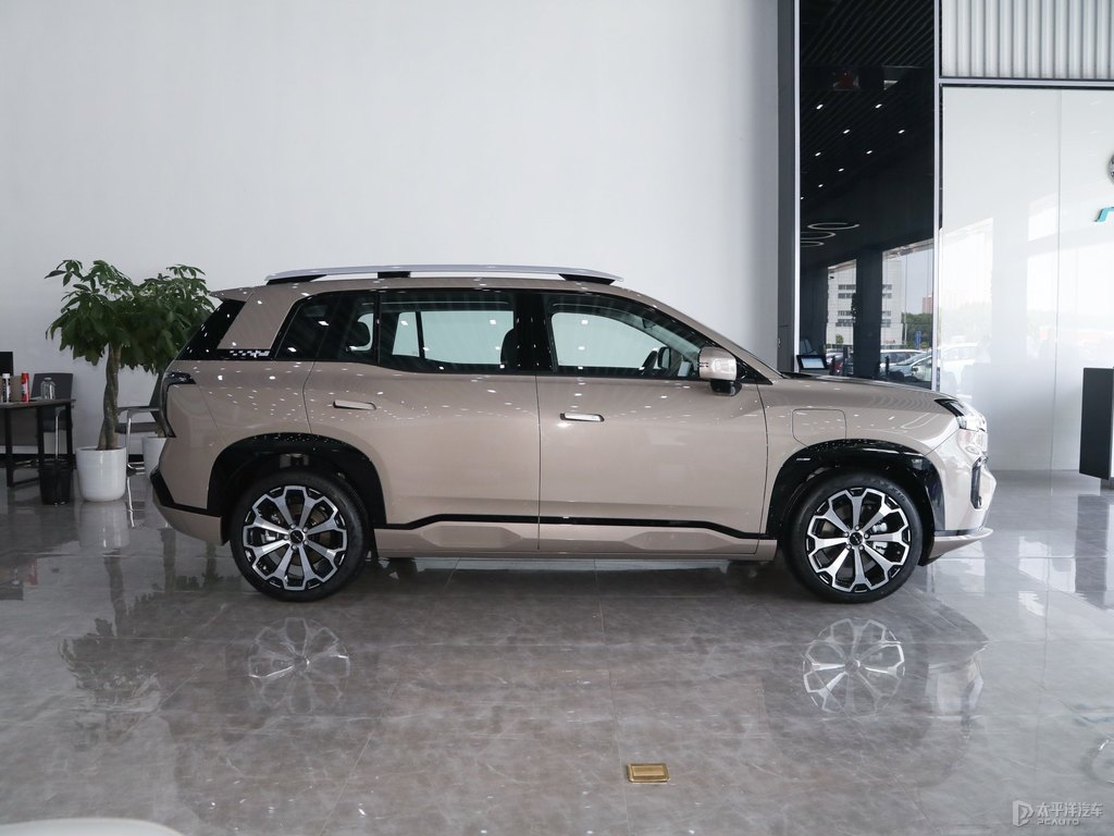 曠野沙AION V整車外觀外觀圖片