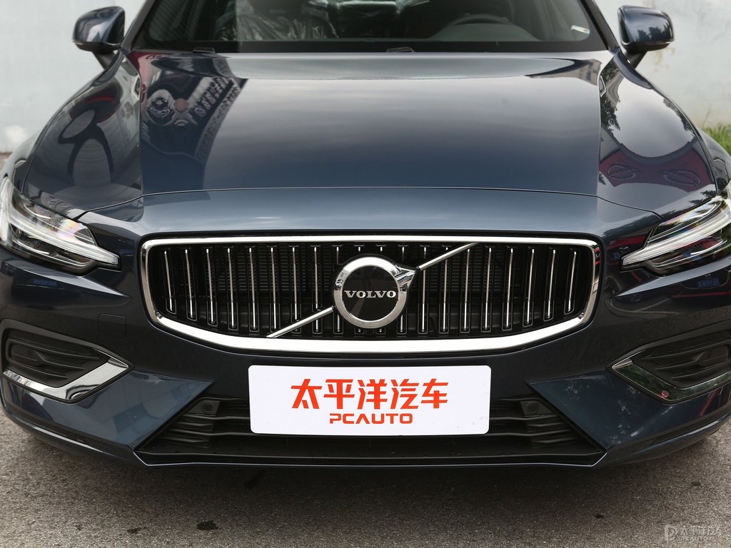 牛仔藍(lán)沃爾沃S60車頭外觀圖片