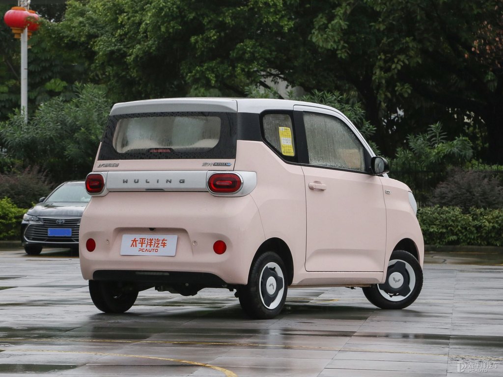 白桃粉宏光MINIEV整車外觀外觀圖片