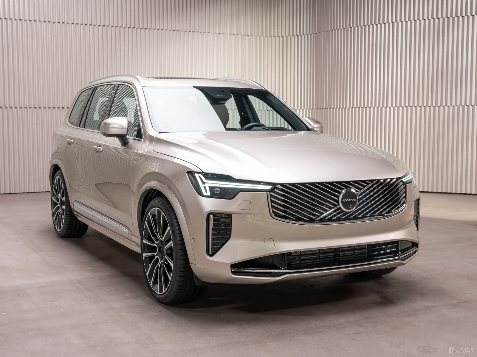 沃爾沃XC90新能源外觀高清大圖