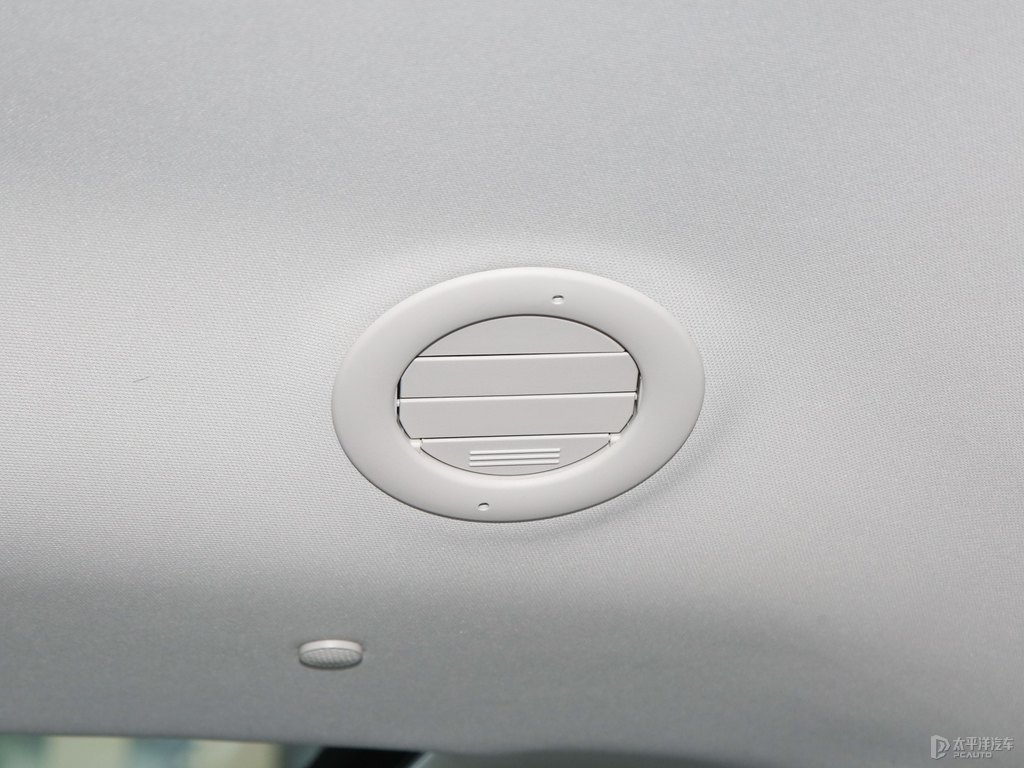 安第斯黑探險(xiǎn)者車廂內(nèi)飾圖片