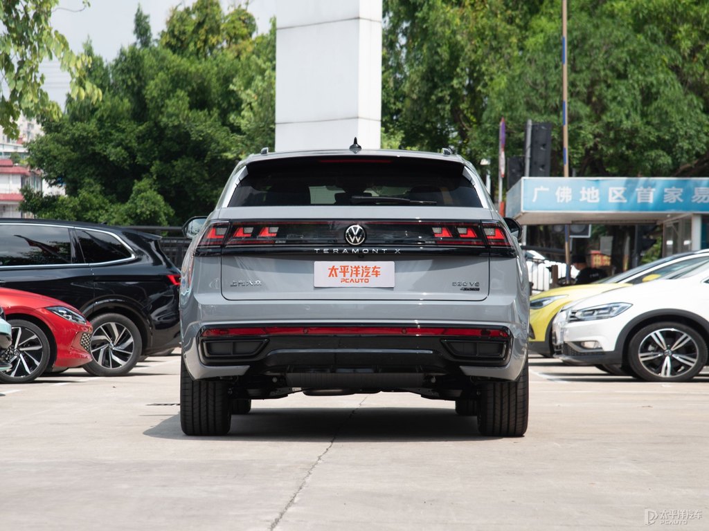 暮云灰途昂X整車外觀外觀圖片