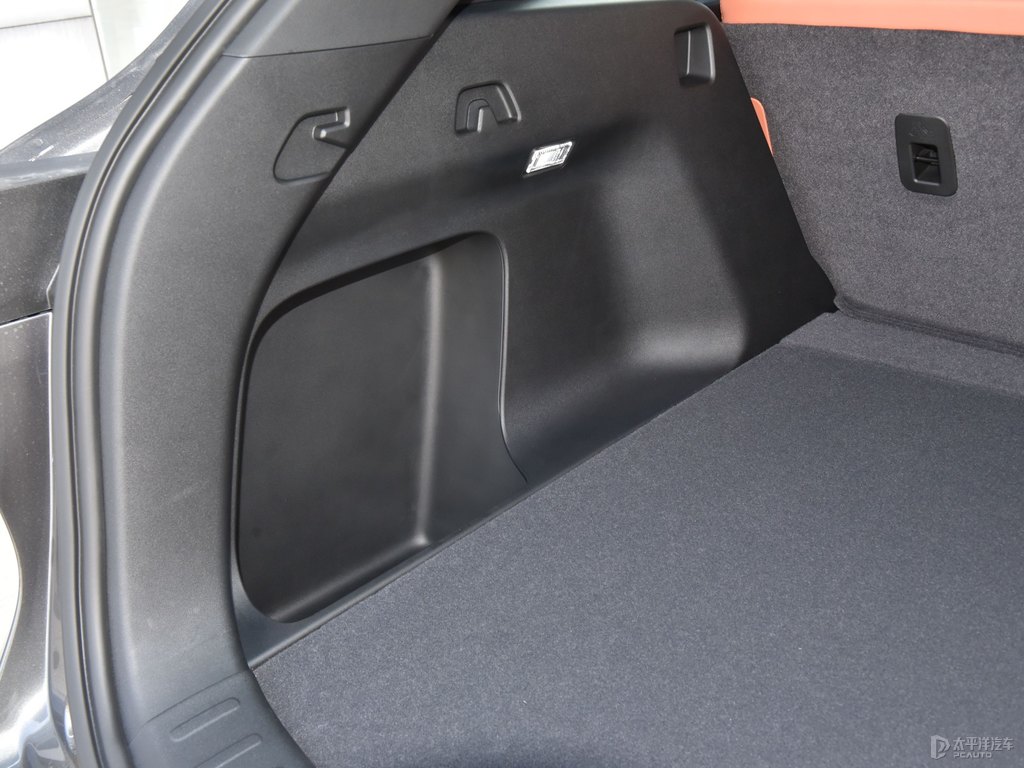 安第斯灰長安CS75 PLUS后備廂空間圖片