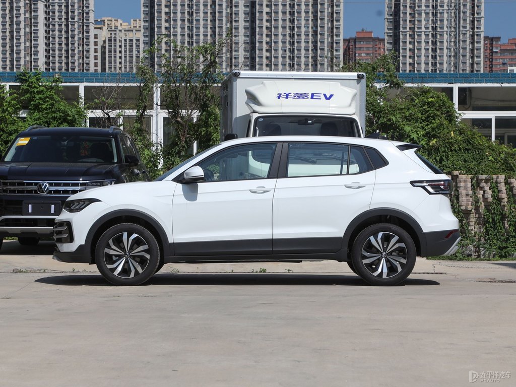 月光白途岳整車外觀外觀圖片