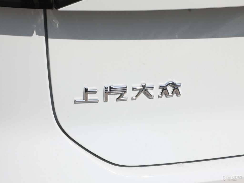 月光白途岳車尾外觀圖片
