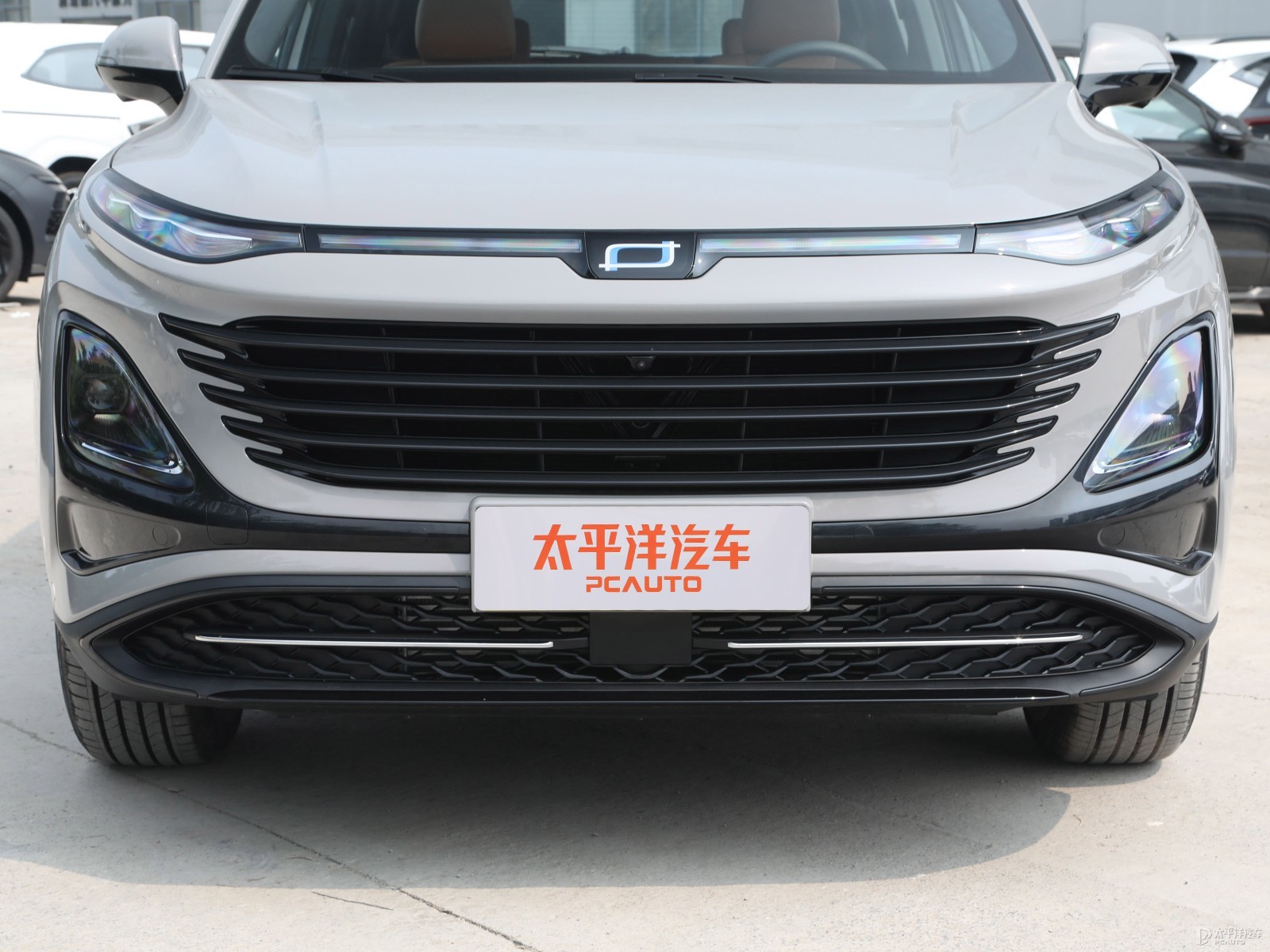 奔騰T90外觀高清大圖