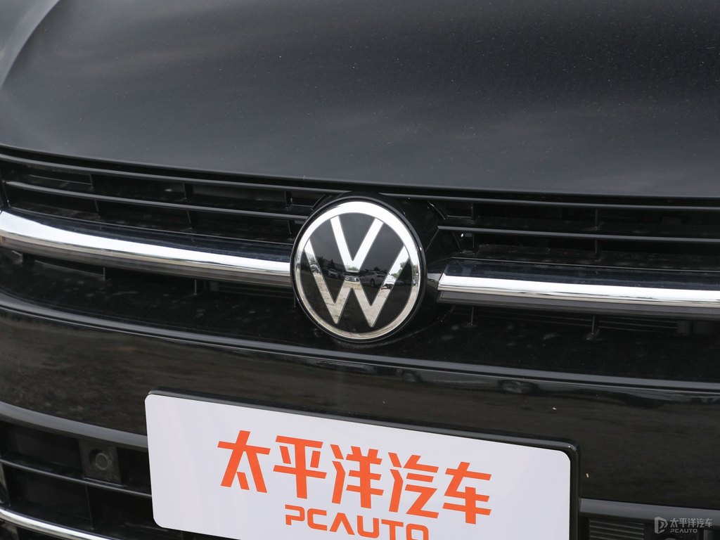 魅影黑邁騰車頭外觀圖片