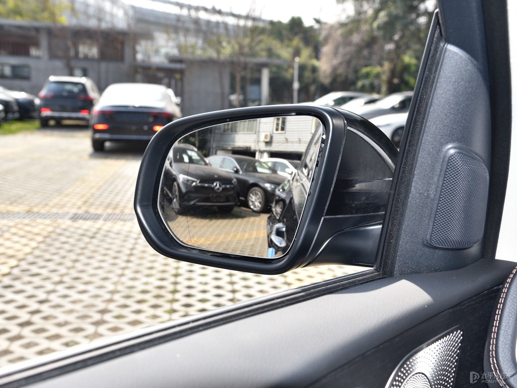 曜巖黑奔馳GLE車身外觀圖片