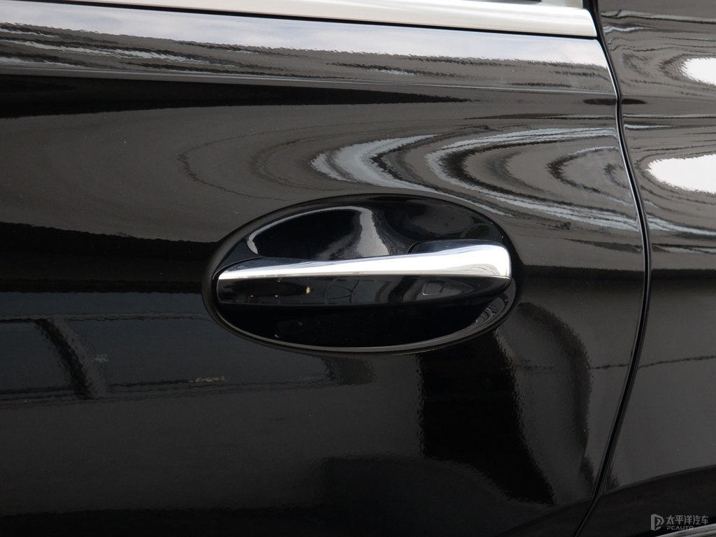 曜巖黑奔馳GLE車身外觀圖片
