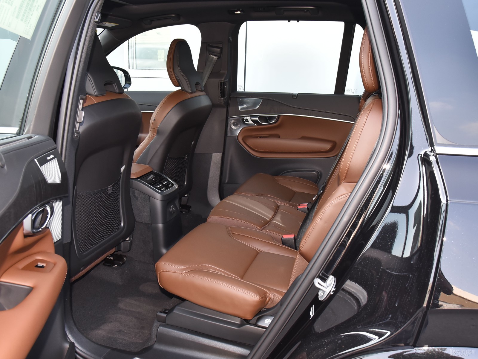 沃爾沃XC90新能源空間高清大圖