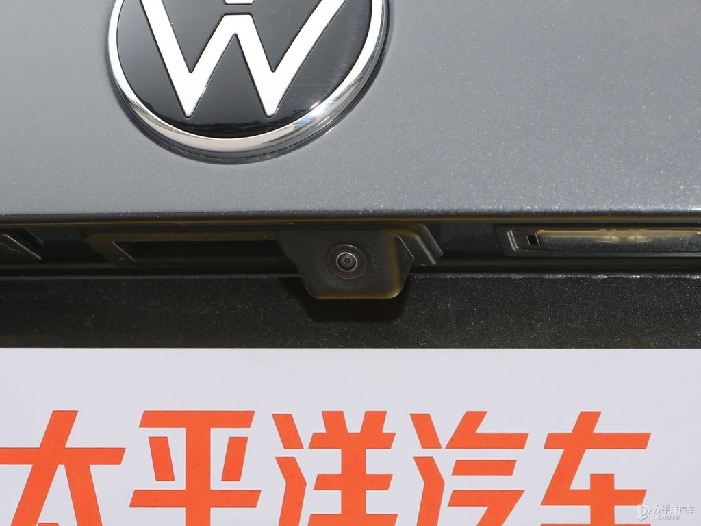 錳石黑速騰車尾外觀圖片