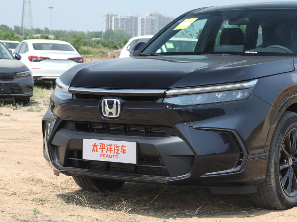 星空藍皓影車頭外觀圖片