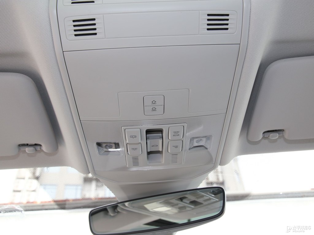 錳石黑速騰車廂內(nèi)飾圖片