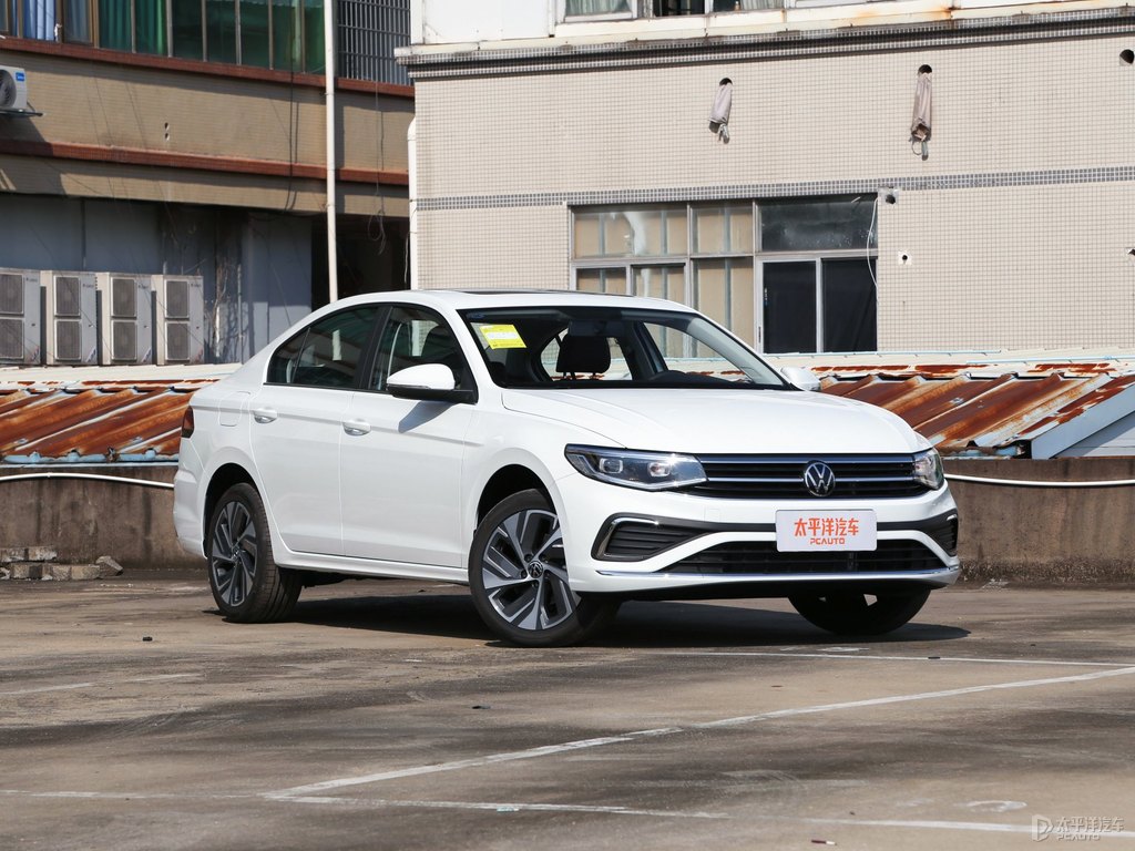 極地白寶來整車外觀外觀圖片