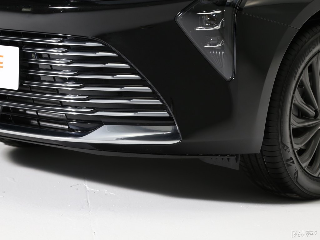 郎黑君越車(chē)頭外觀圖片