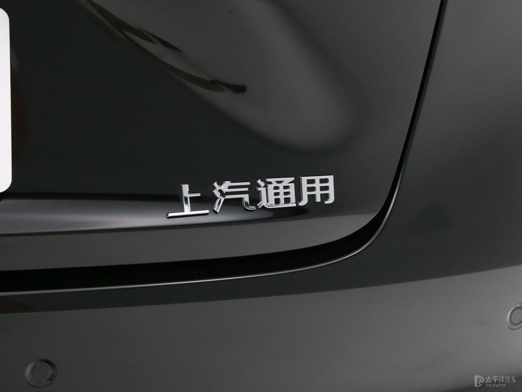 郎黑君越車尾外觀圖片
